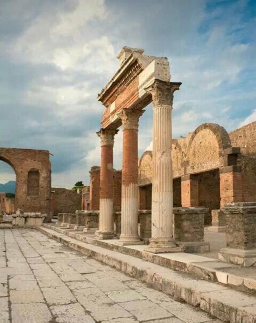 Natural Mente Pompei Exterior photo